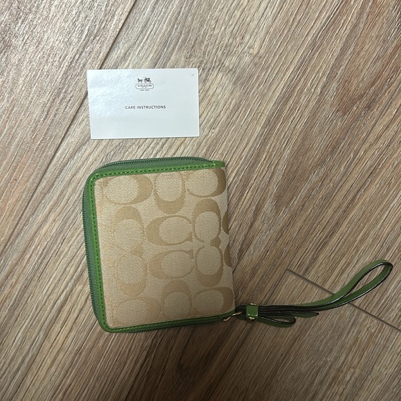 Coach Wristlet - Picture 3 of 3